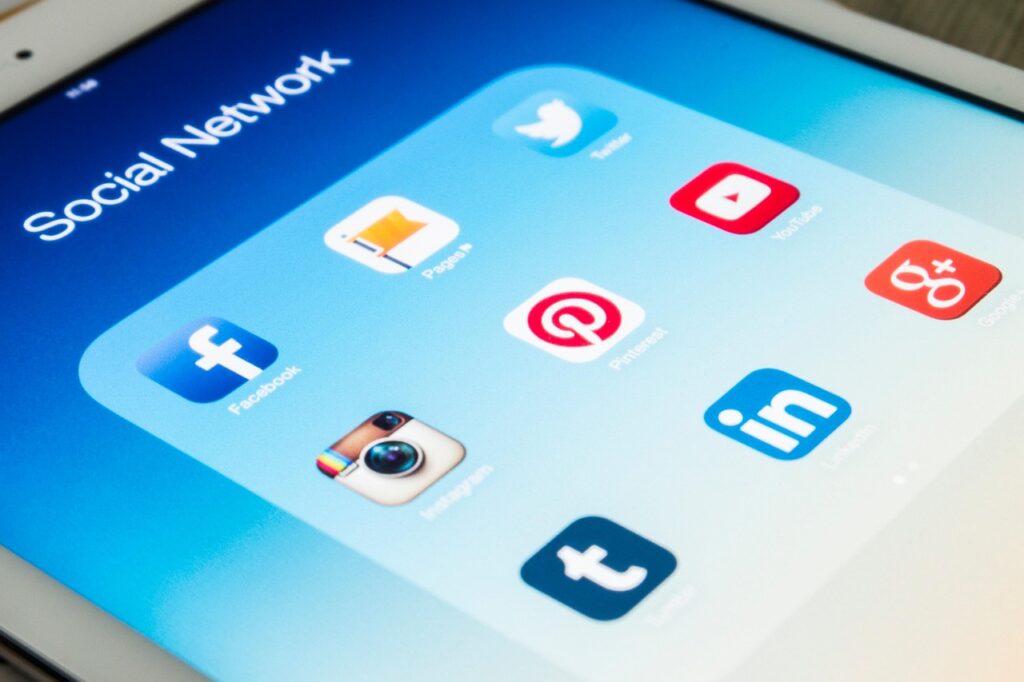 Instagram運用を通じてYouTubeの成功を学ぶには？